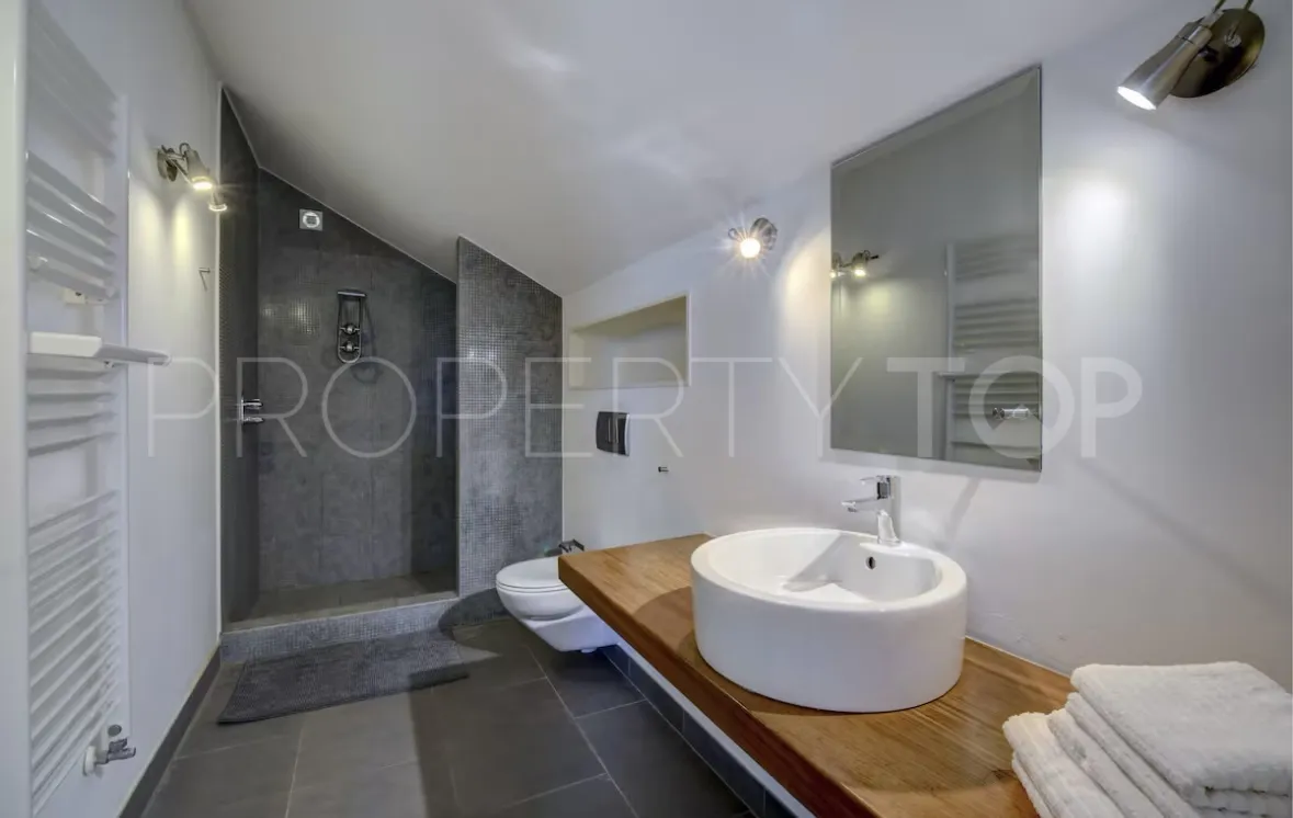 6 bedrooms villa for sale in Manilva