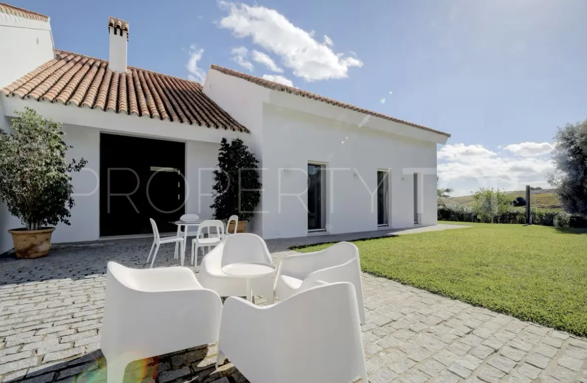 6 bedrooms villa for sale in Manilva