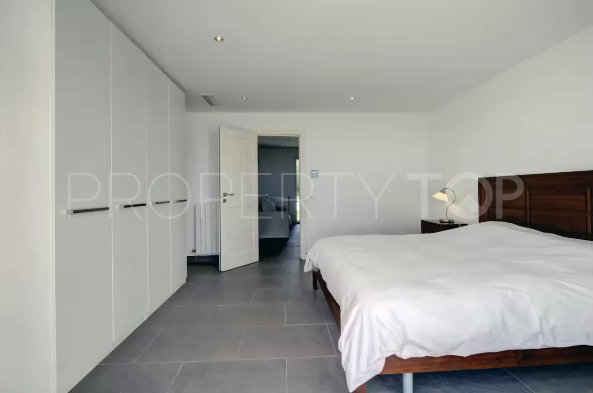 6 bedrooms villa for sale in Manilva
