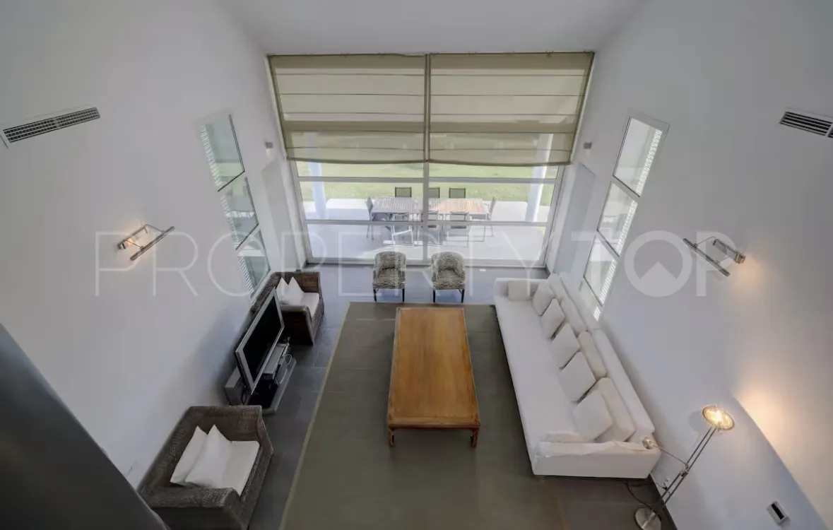 6 bedrooms villa for sale in Manilva