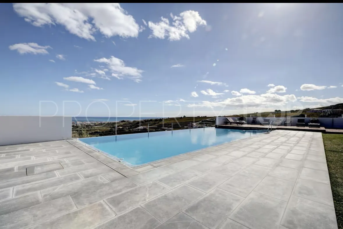 6 bedrooms villa for sale in Manilva