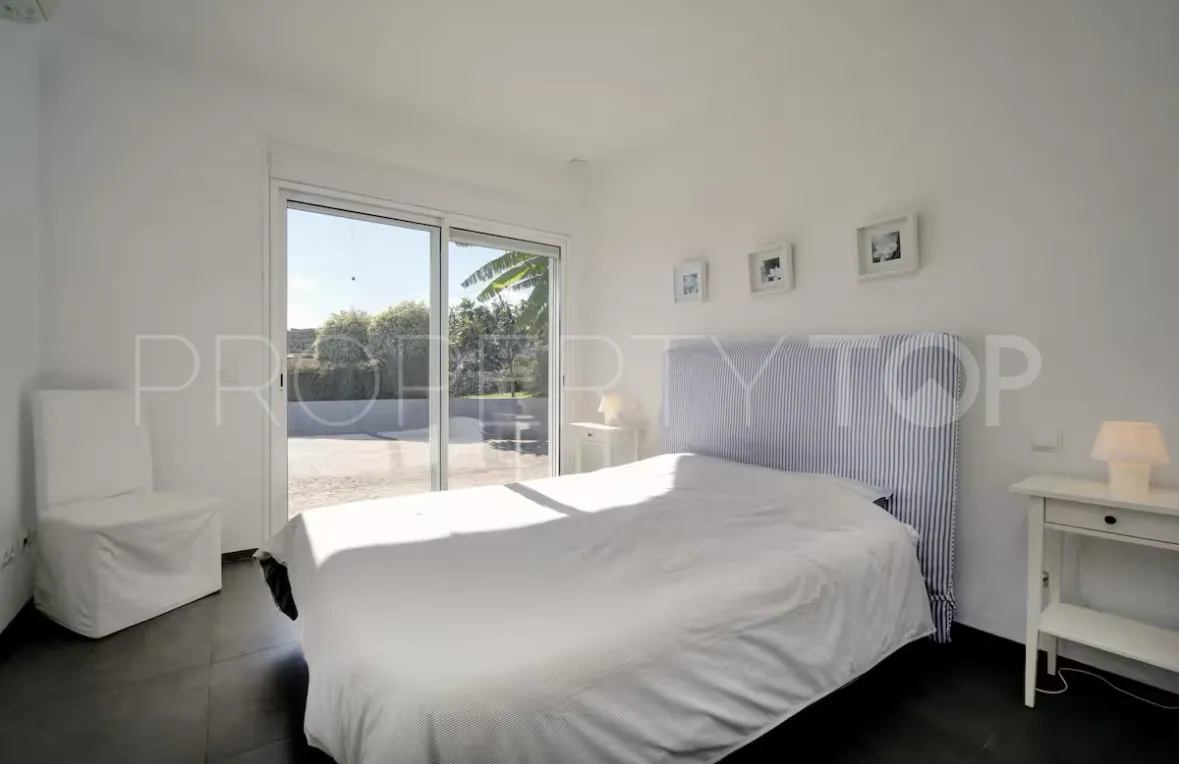 6 bedrooms villa for sale in Manilva