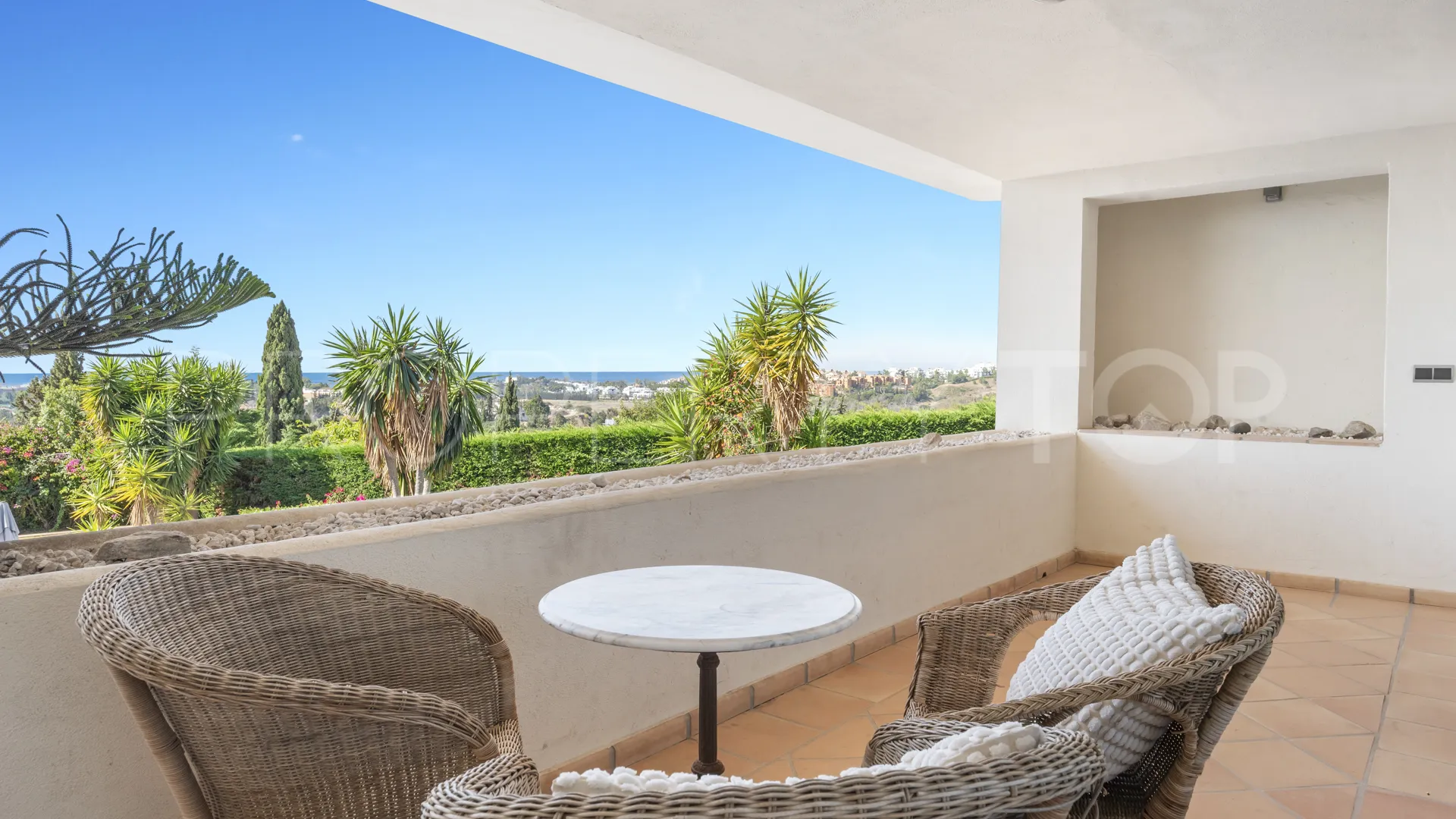 Comprar villa en Puerto del Almendro con 5 dormitorios