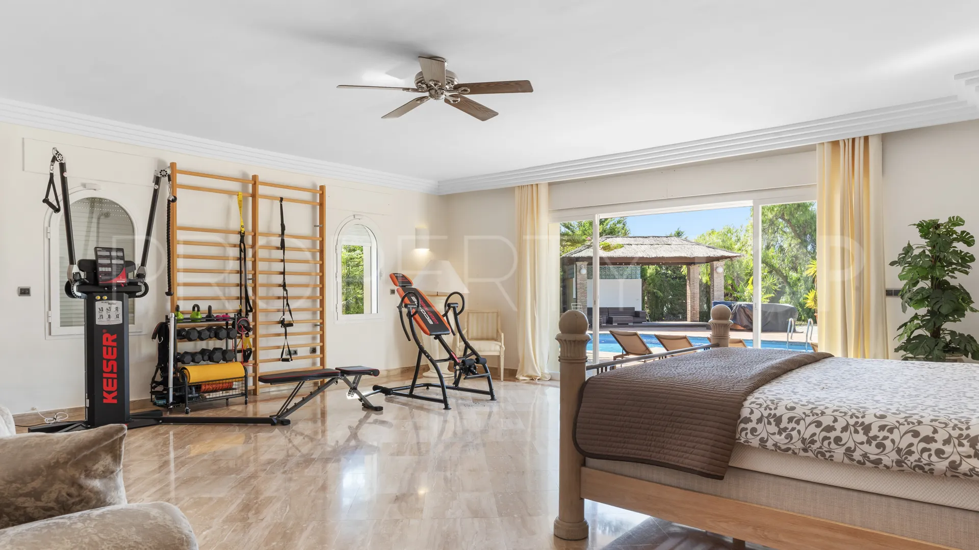Comprar villa en Puerto del Almendro con 5 dormitorios