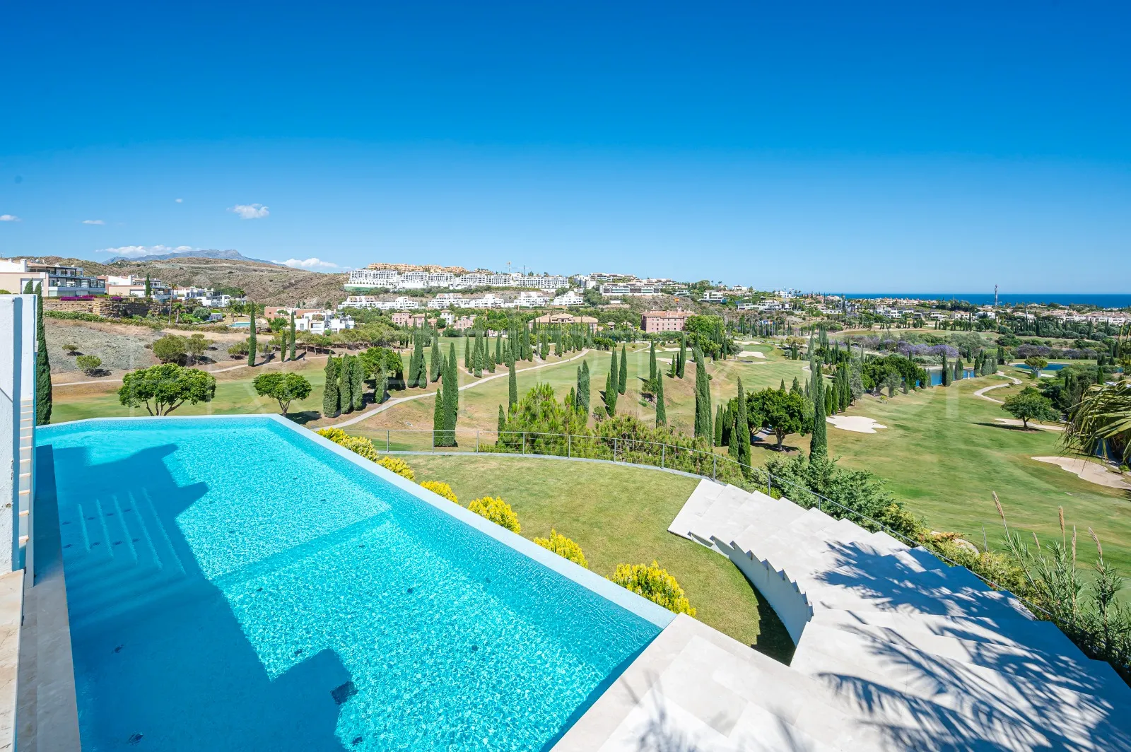 Villa with 6 bedrooms for sale in Los Flamingos