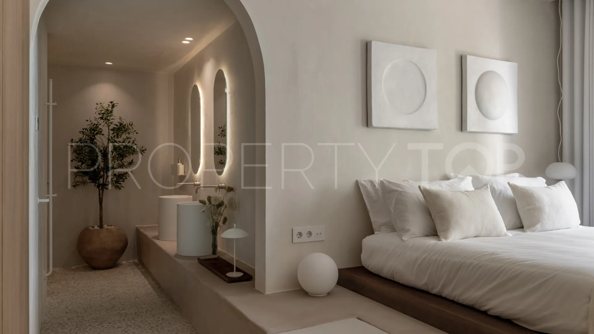 For sale penthouse with 3 bedrooms in Jardines Colgantes