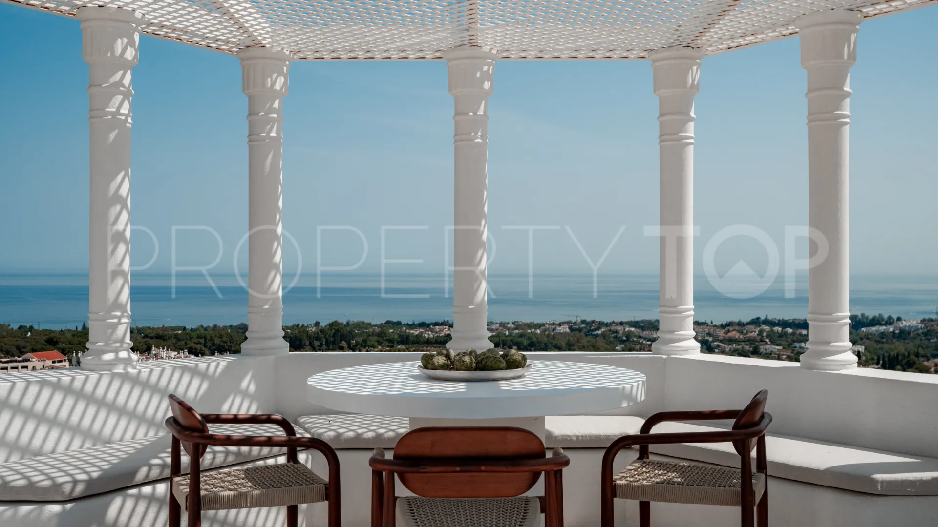 For sale penthouse with 3 bedrooms in Jardines Colgantes
