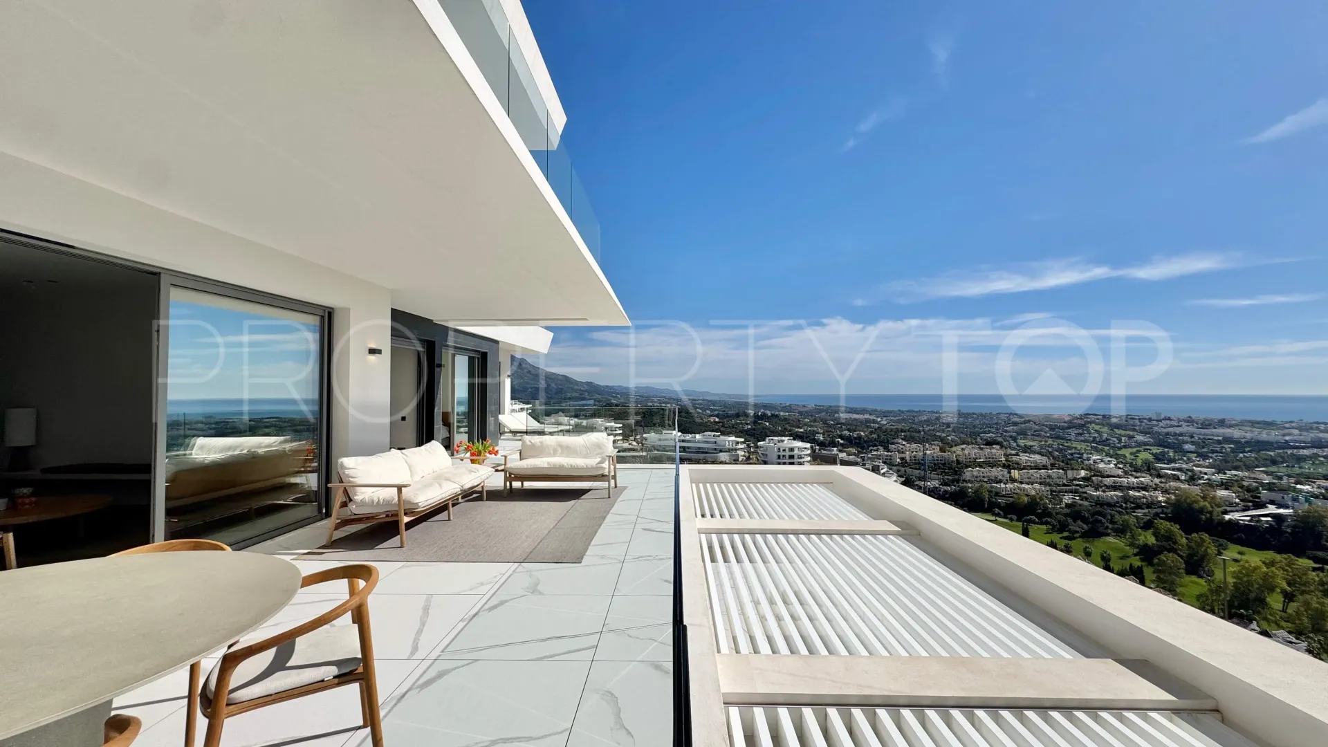 La Quinta, apartamento en venta con 3 dormitorios