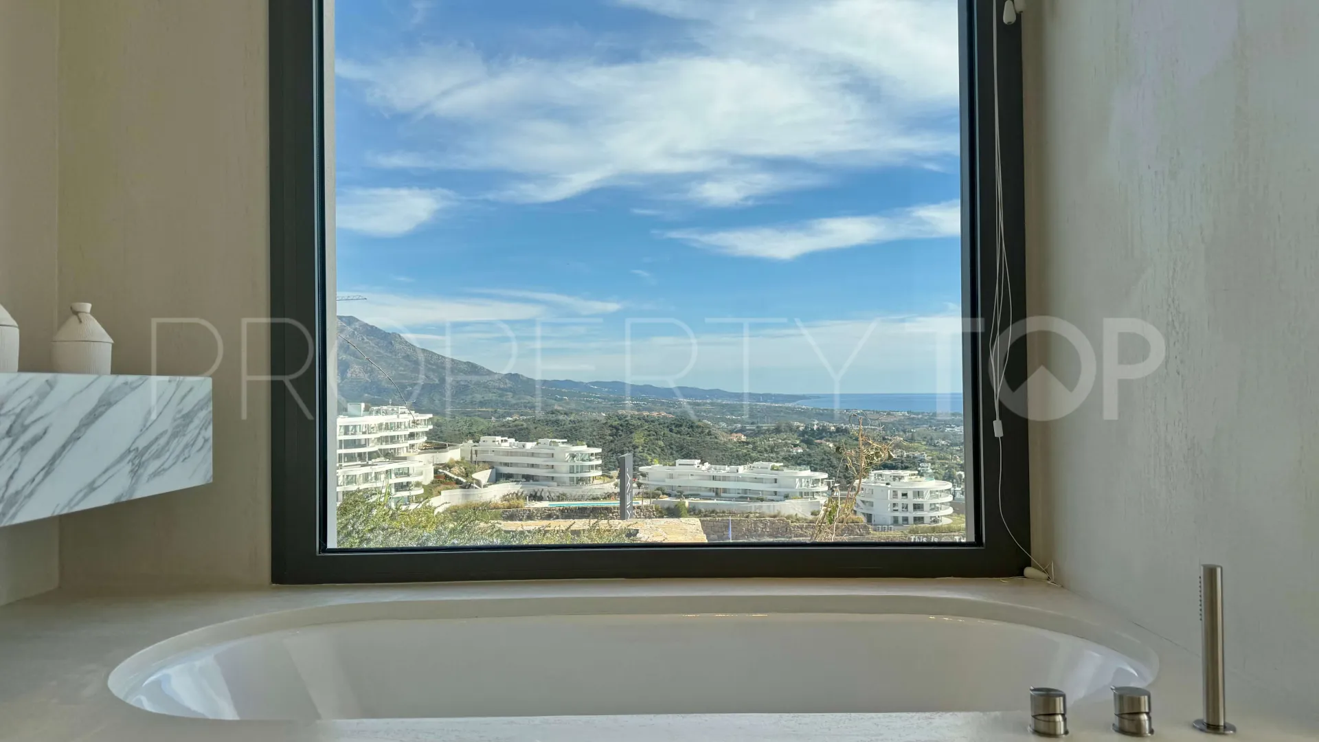 La Quinta, apartamento en venta con 3 dormitorios