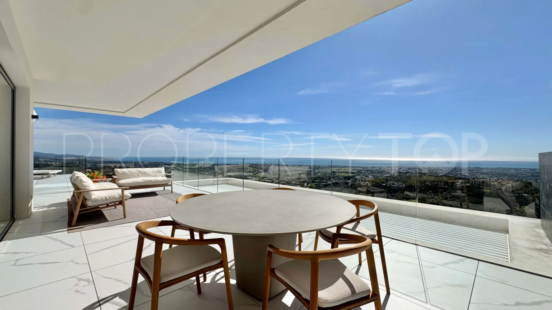 La Quinta, apartamento en venta con 3 dormitorios