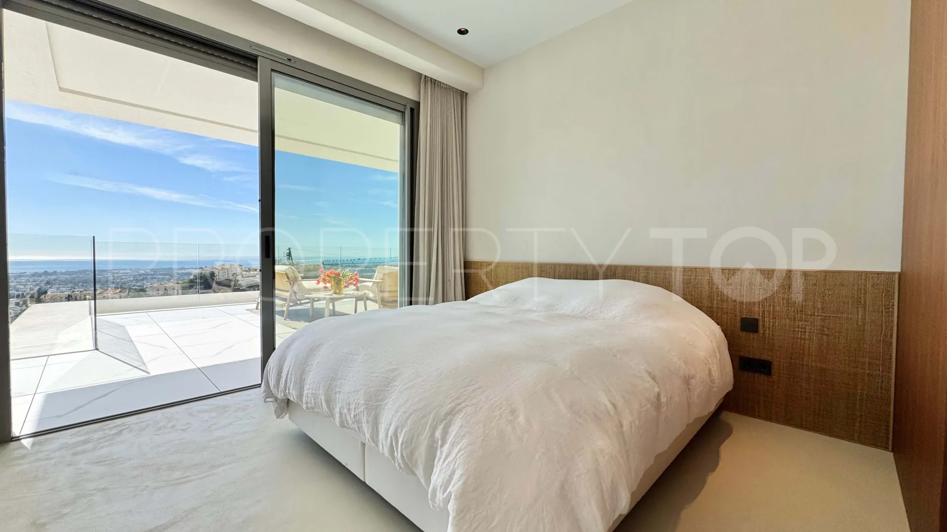La Quinta, apartamento en venta con 3 dormitorios