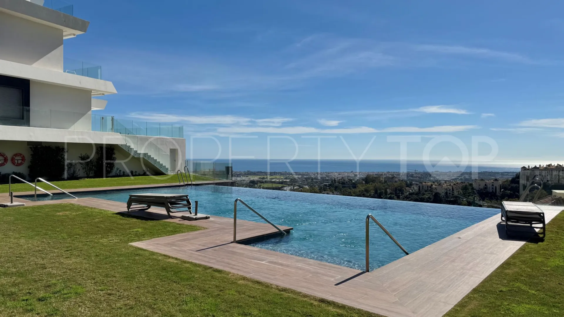 La Quinta, apartamento en venta con 3 dormitorios