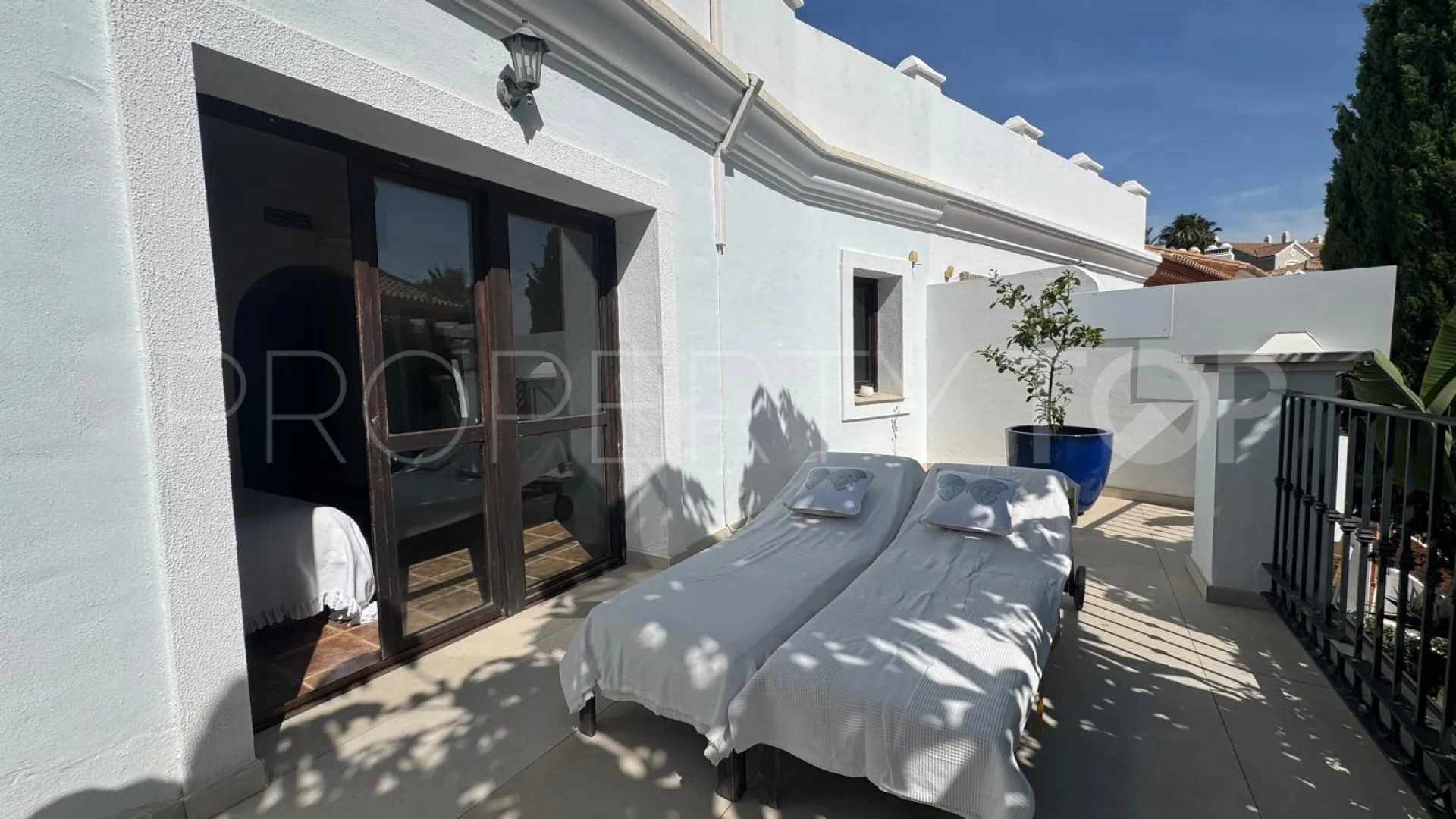For sale El Campanario town house with 3 bedrooms