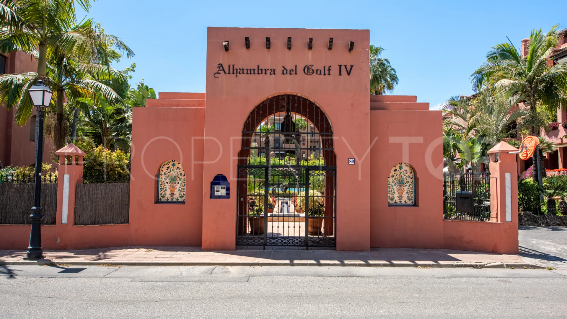 2 bedrooms Alhambra del Golf apartment for sale