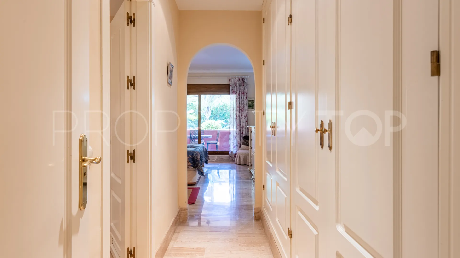 2 bedrooms Alhambra del Golf apartment for sale