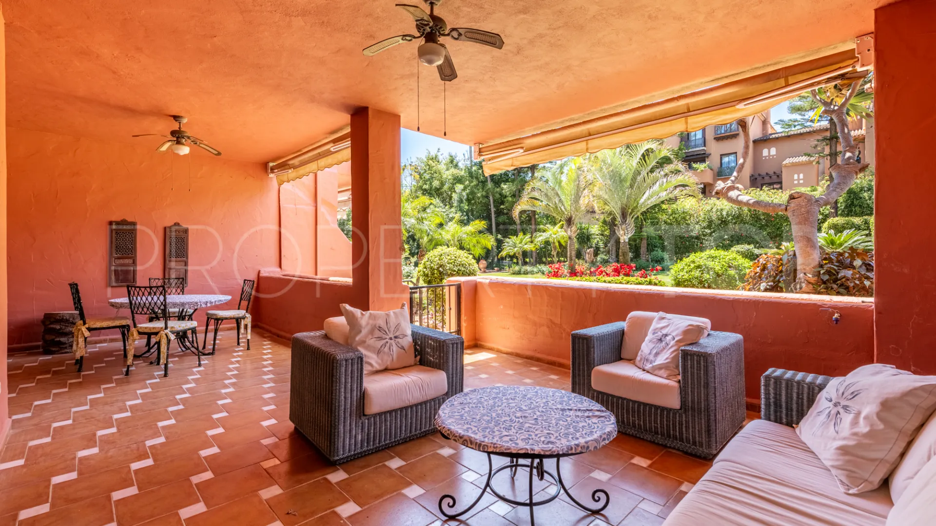 2 bedrooms Alhambra del Golf apartment for sale