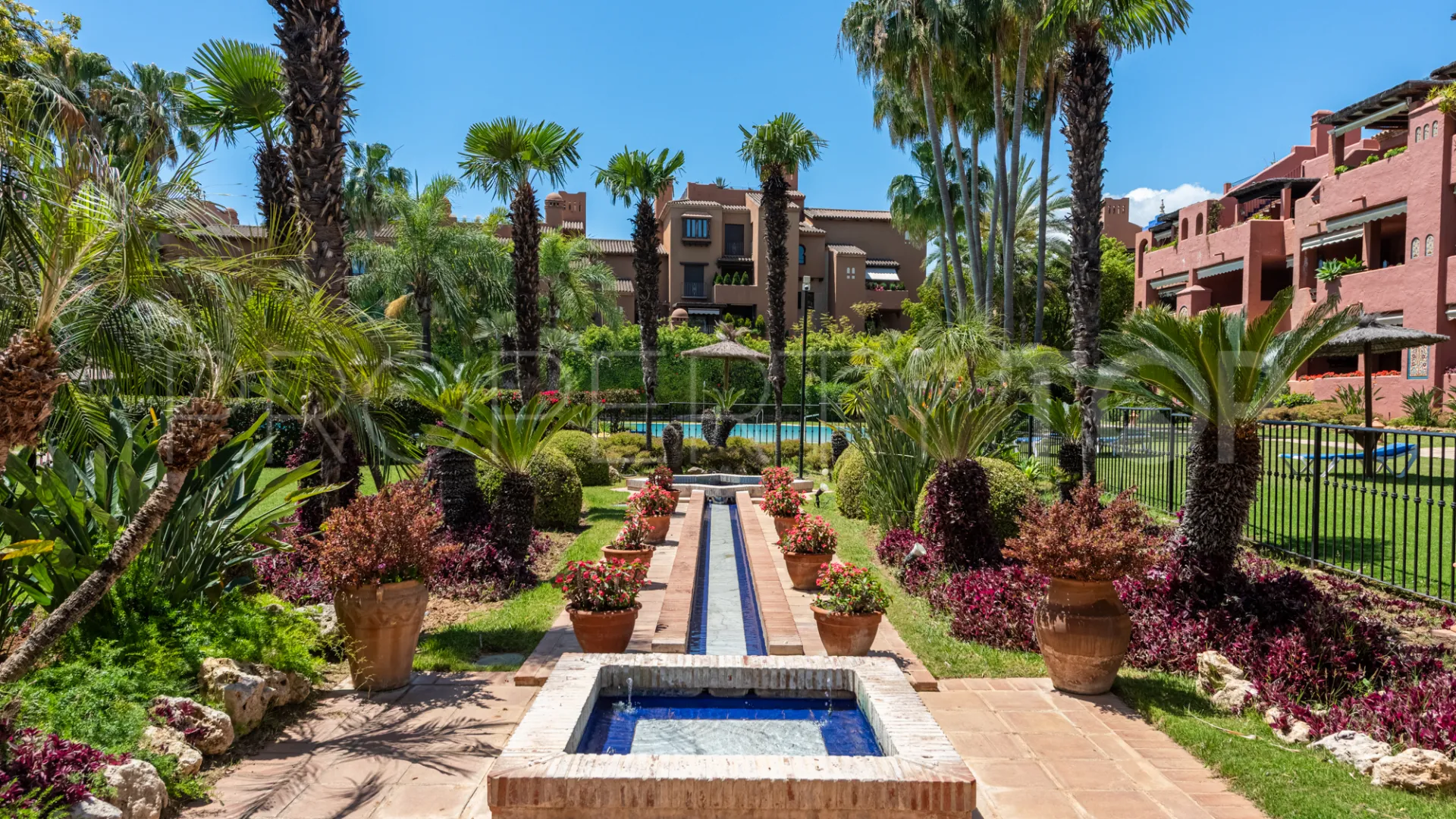 2 bedrooms Alhambra del Golf apartment for sale