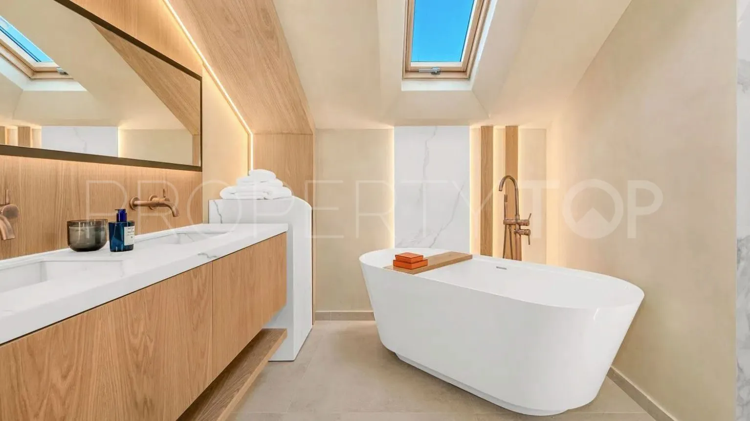 Town house for sale in Arco Iris