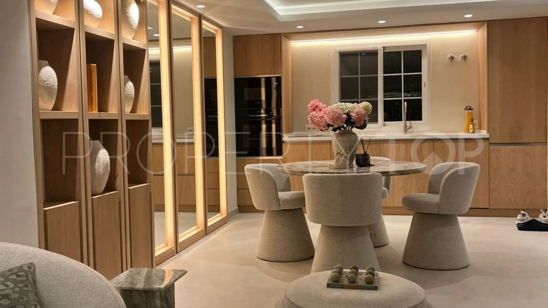 Town house for sale in Arco Iris