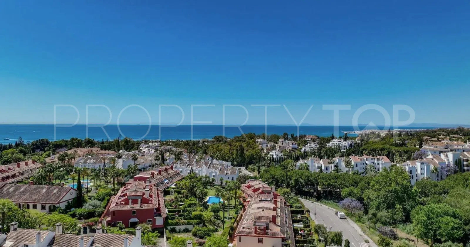 Town house for sale in Arco Iris