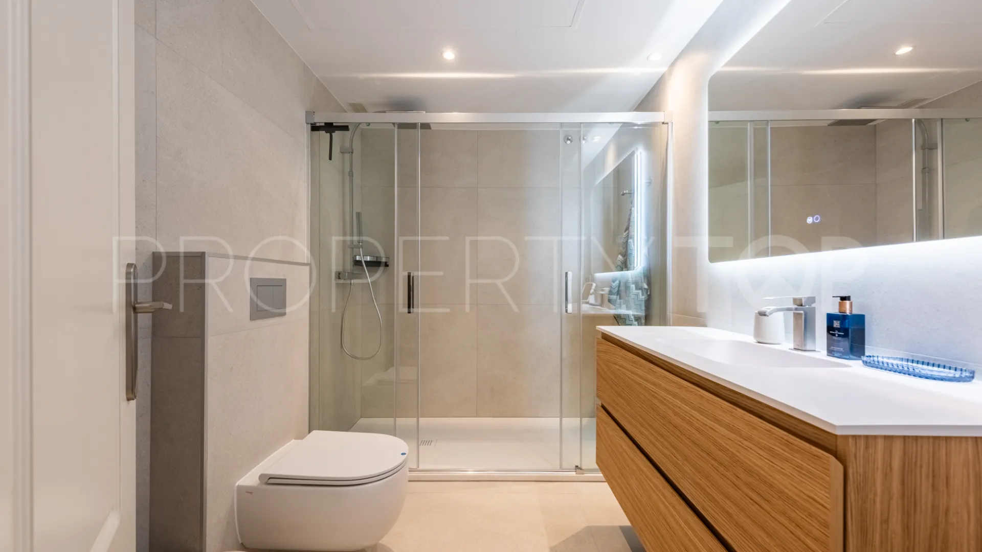 Town house for sale in Arco Iris with 3 bedrooms