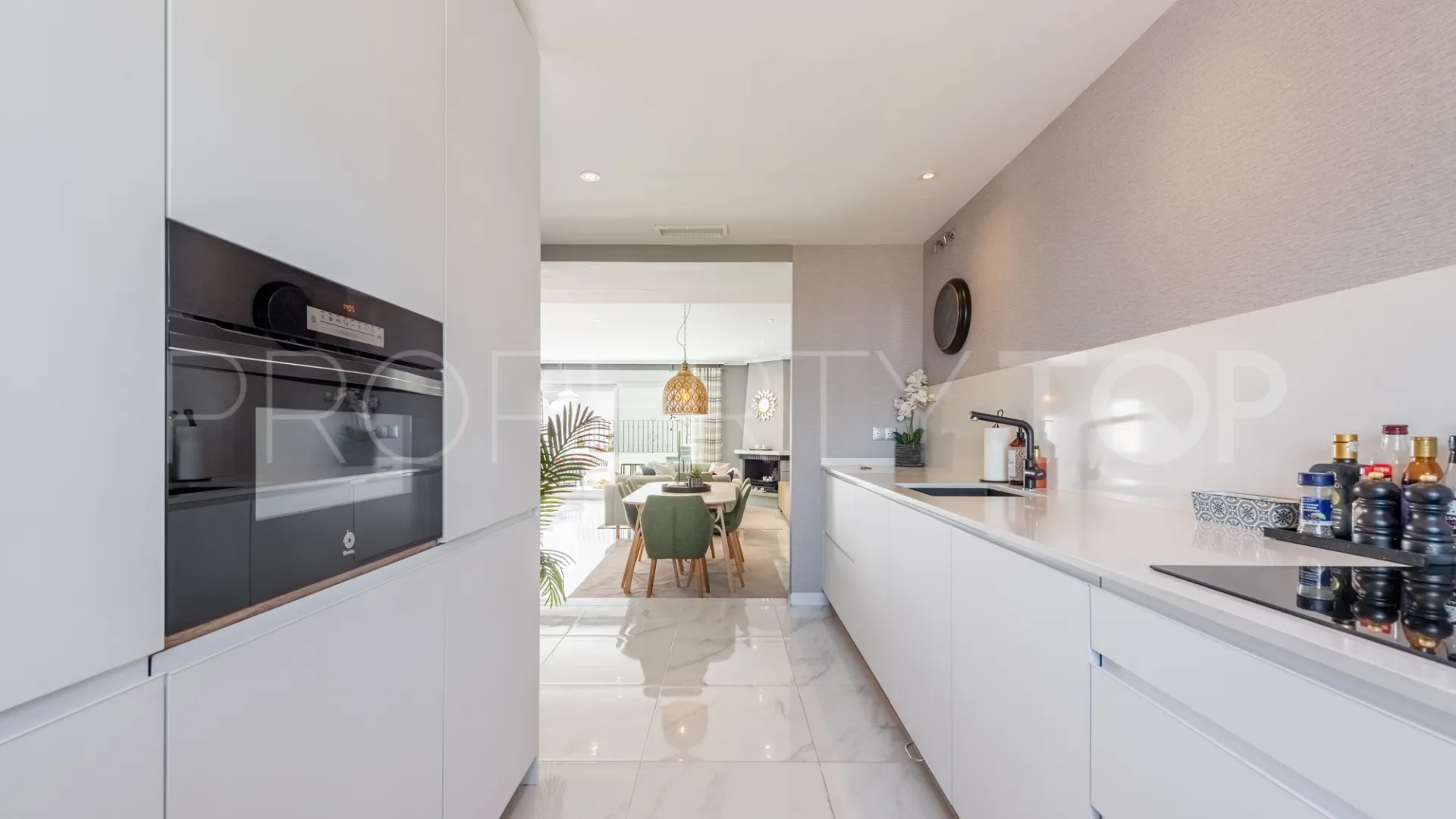 Town house for sale in Arco Iris with 3 bedrooms