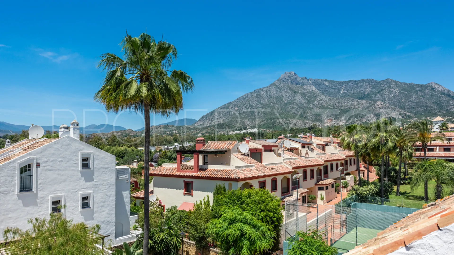 Town house for sale in Arco Iris with 3 bedrooms