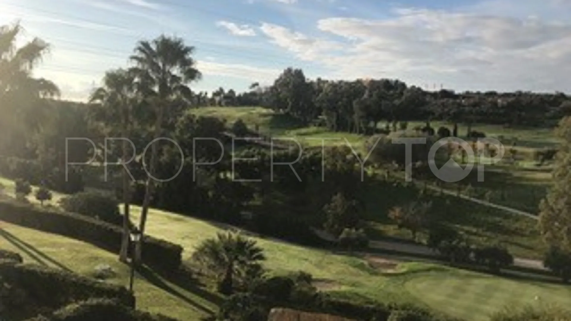Town house for sale in Estepona Golf