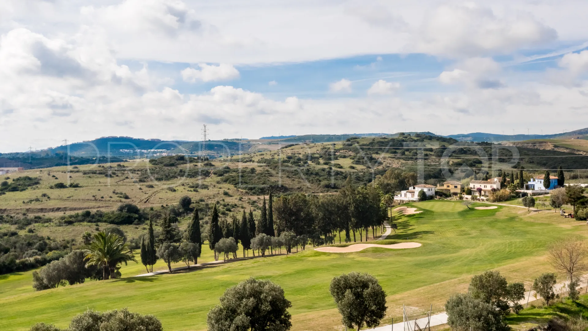Town house for sale in Estepona Golf