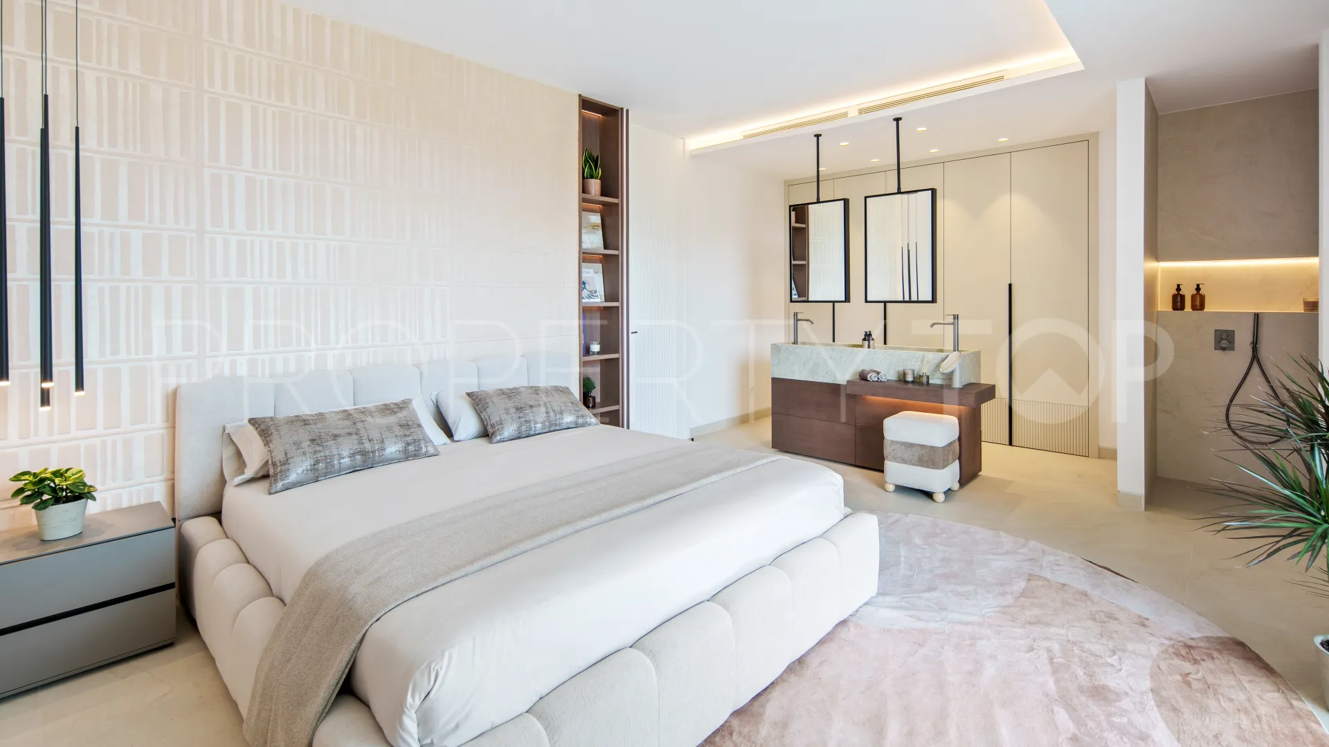 For sale villa with 5 bedrooms in Las Brisas