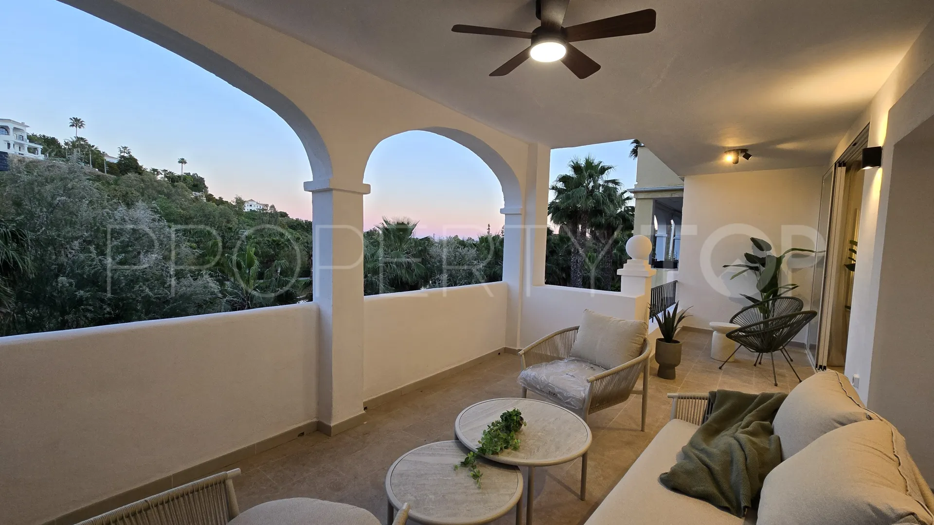 Comprar apartamento con 3 dormitorios en La Quinta