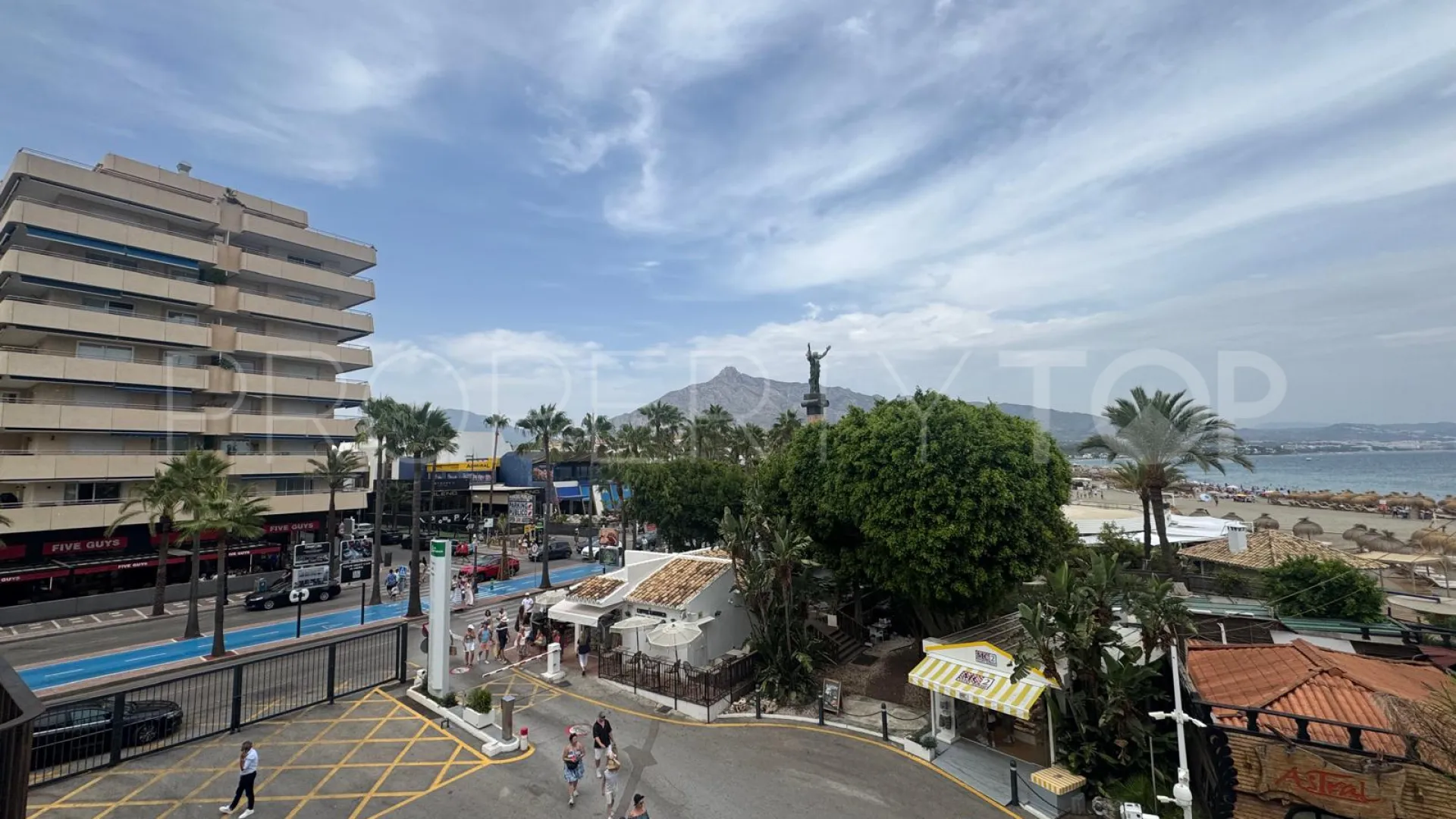 Buy Marbella - Puerto Banus 1 bedroom apartment