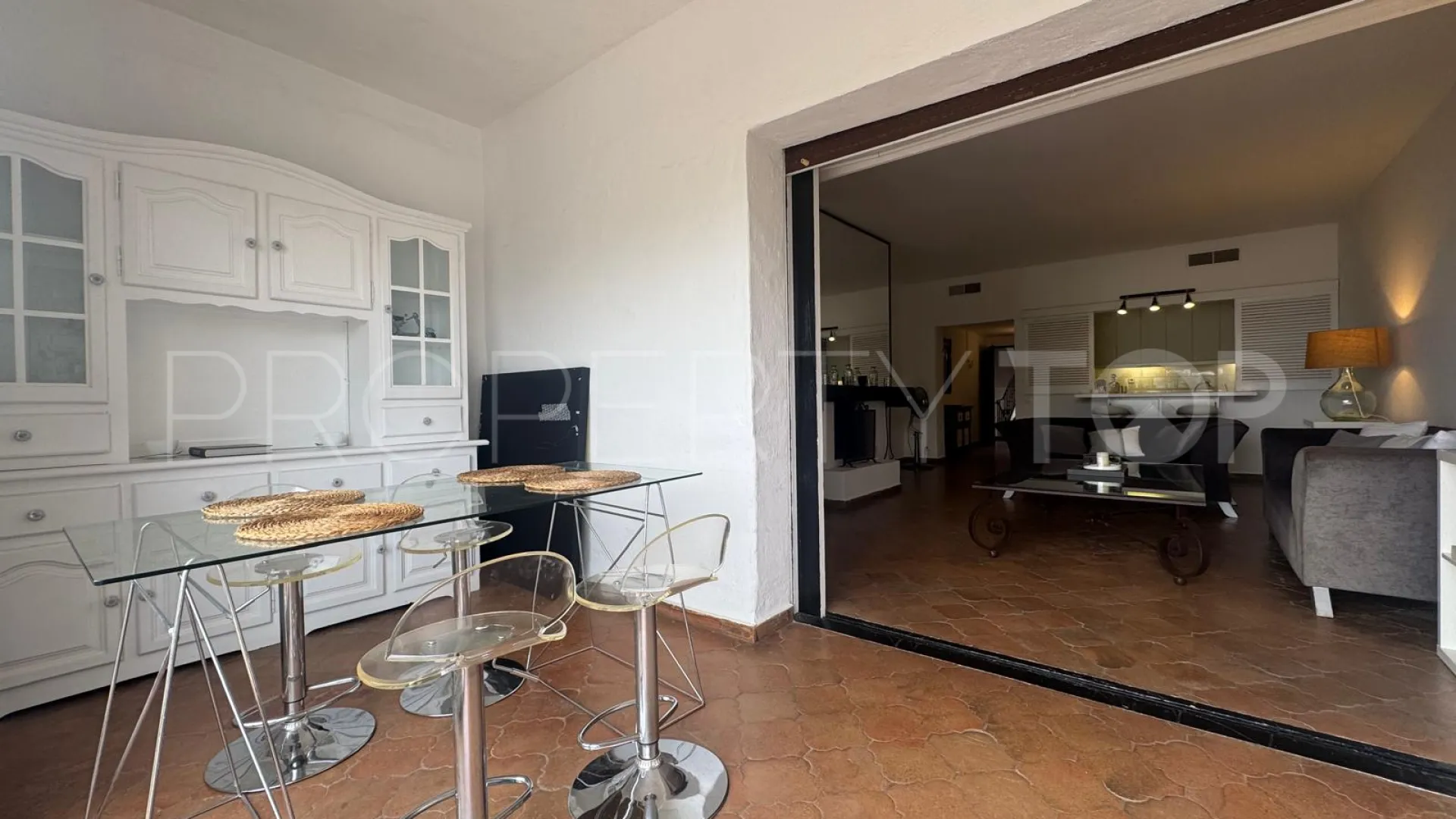 Buy Marbella - Puerto Banus 1 bedroom apartment