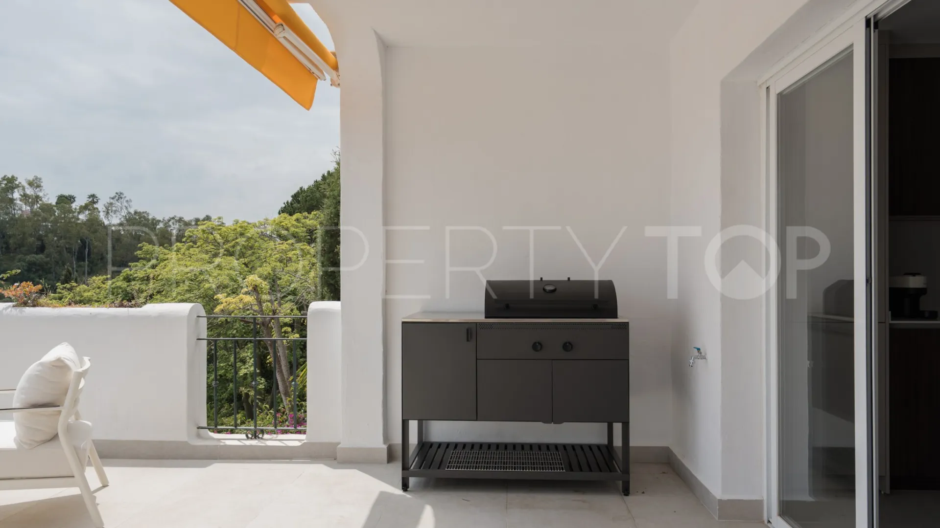 Comprar apartamento en Puerto del Almendro de 3 dormitorios