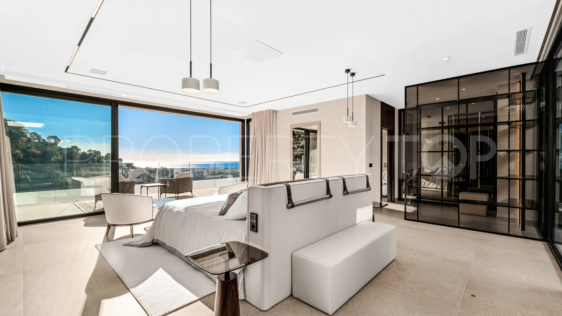 Villa en venta de 6 dormitorios en El Madroñal