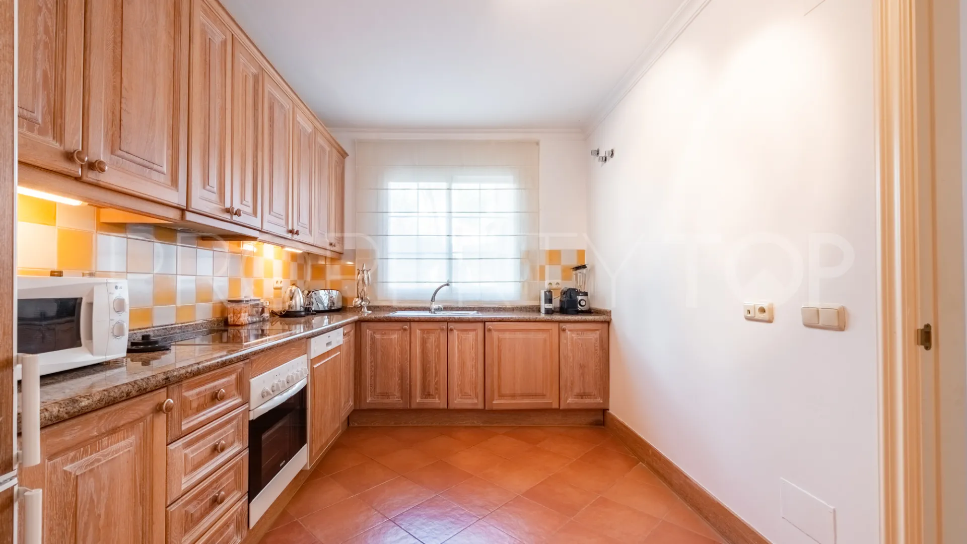 2 bedrooms Monte Halcones apartment for sale