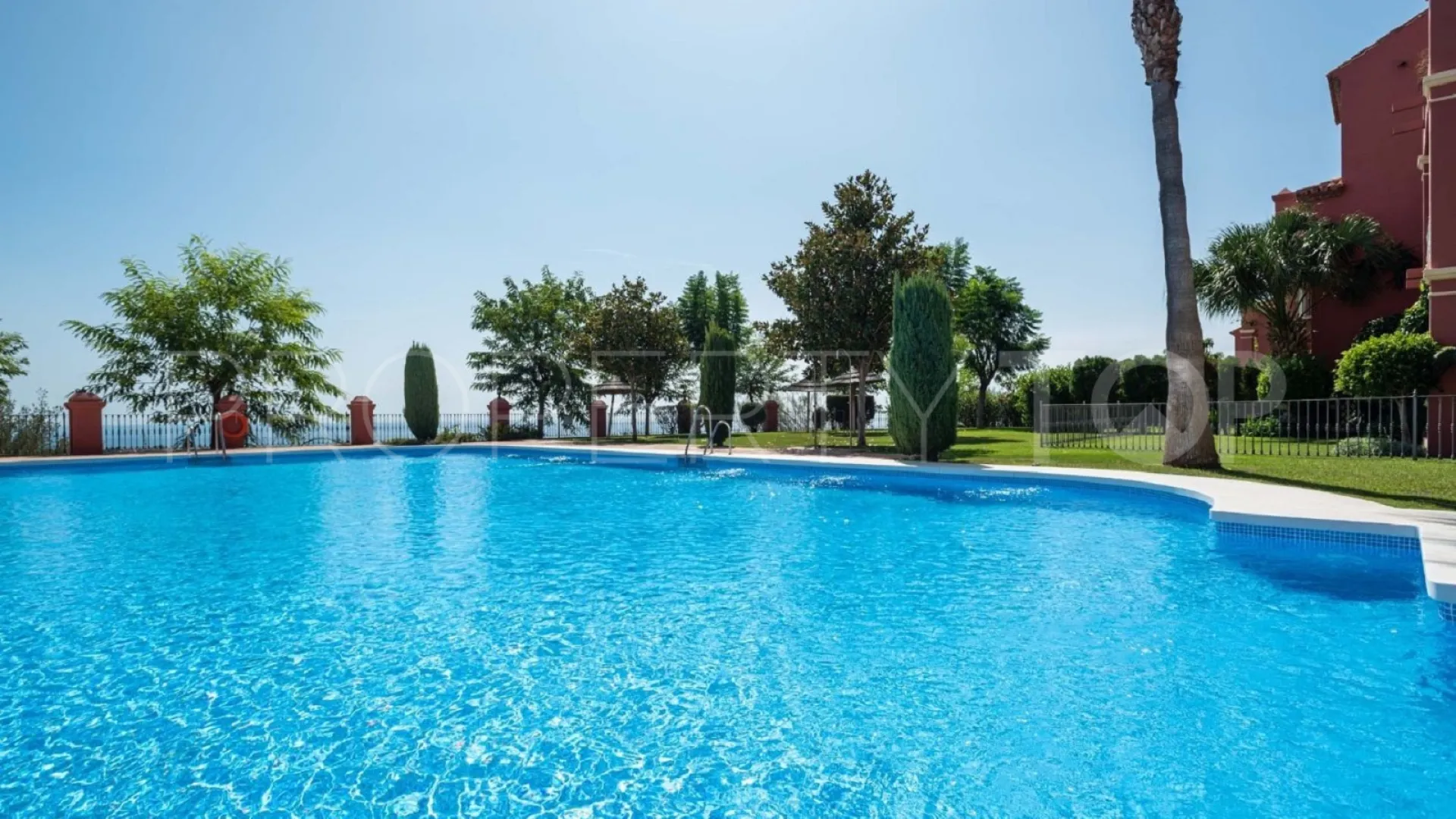 2 bedrooms Monte Halcones apartment for sale