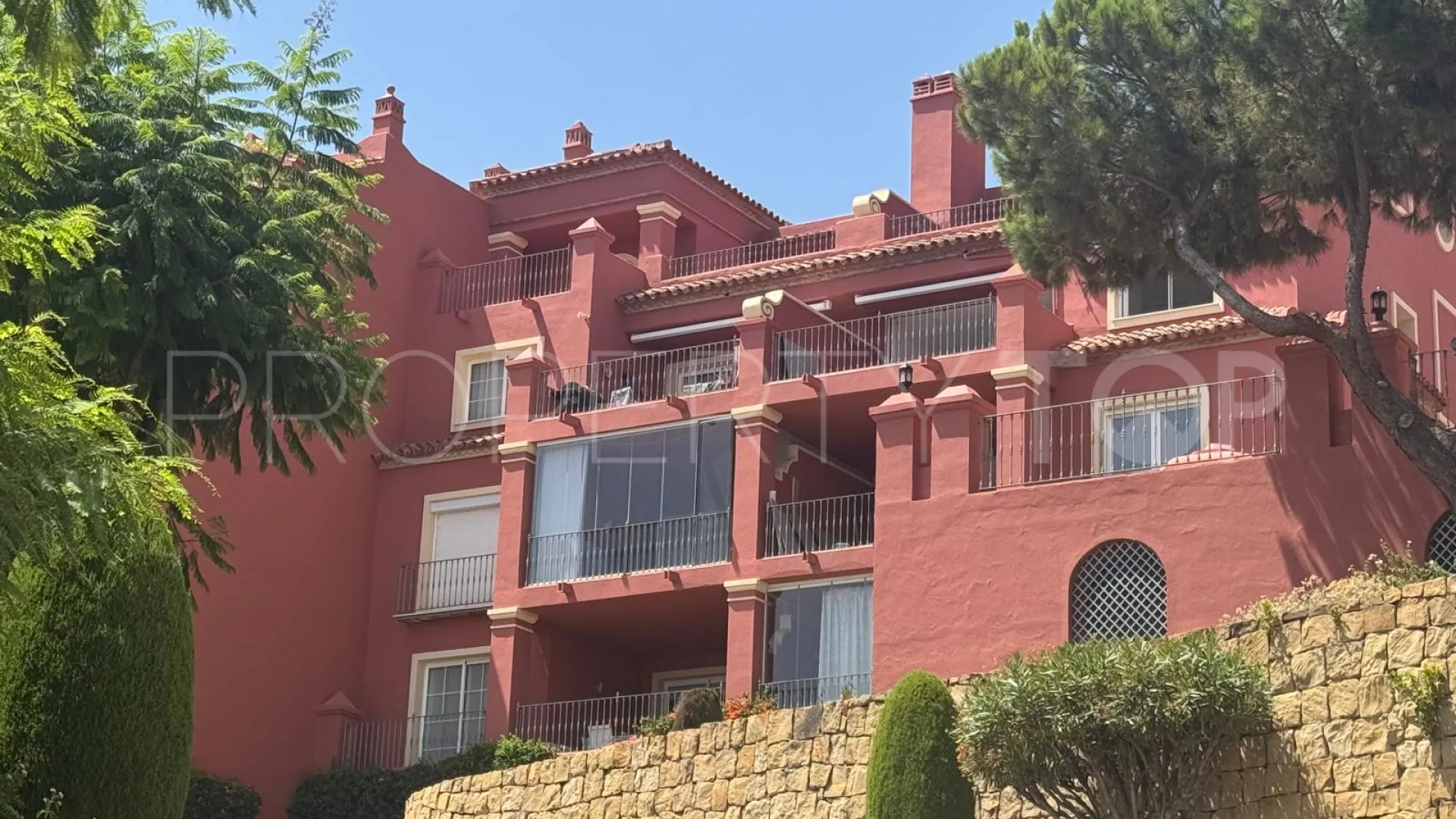 2 bedrooms Monte Halcones apartment for sale