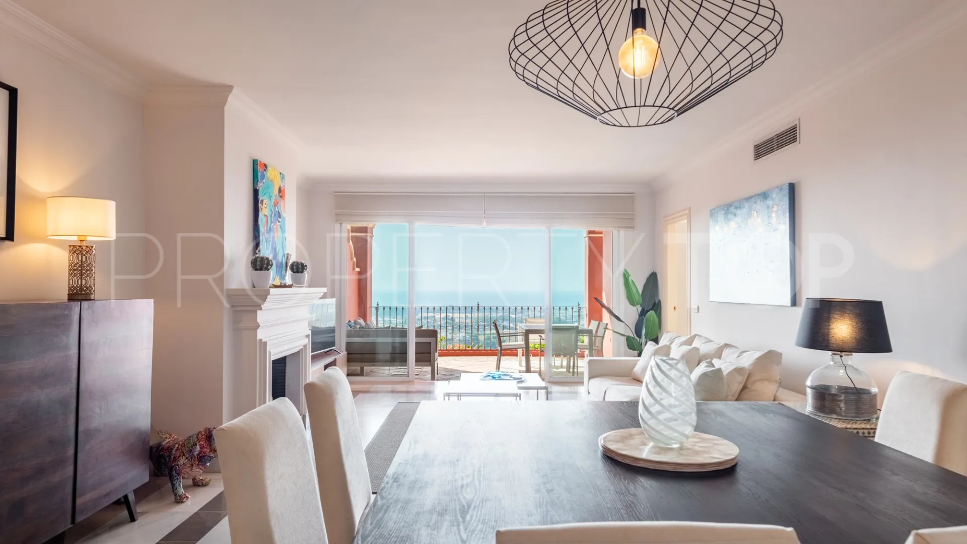 2 bedrooms Monte Halcones apartment for sale