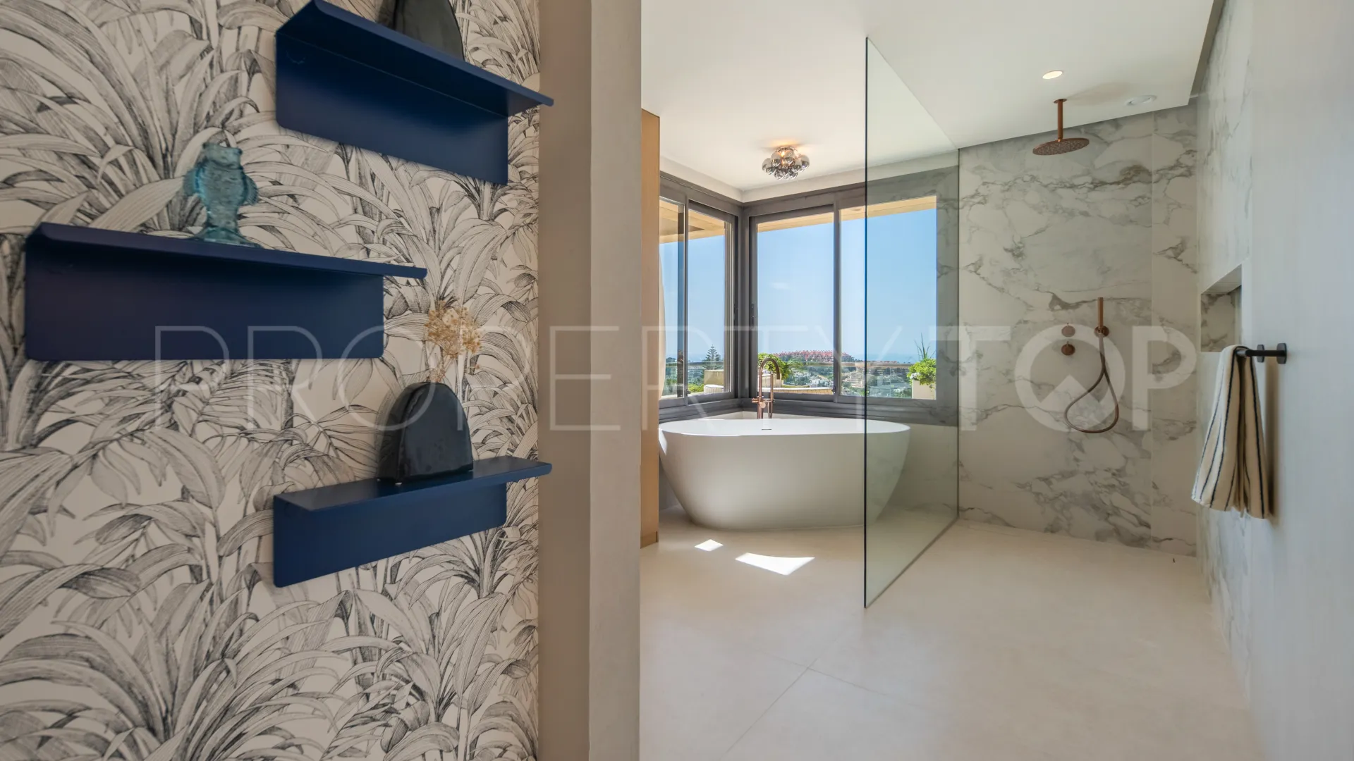 Los Arrayanes 5 bedrooms penthouse for sale
