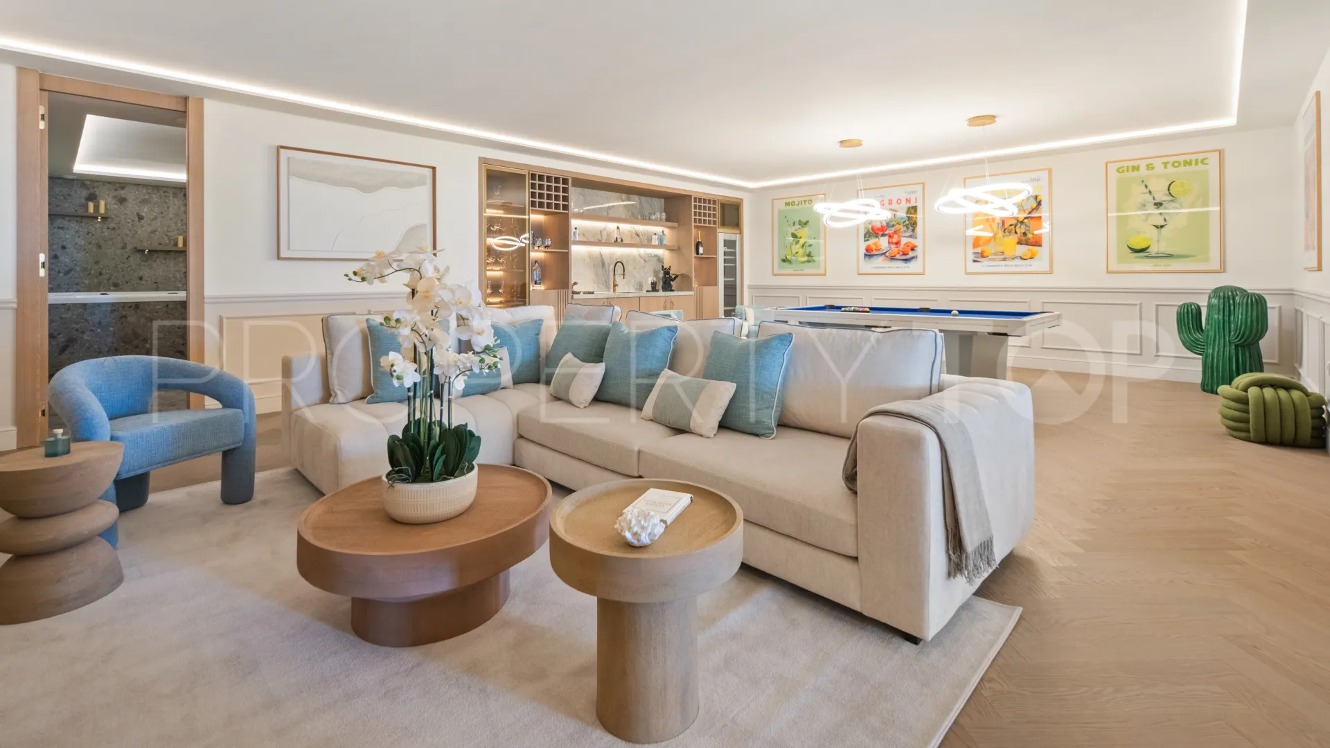 Los Arrayanes 5 bedrooms penthouse for sale