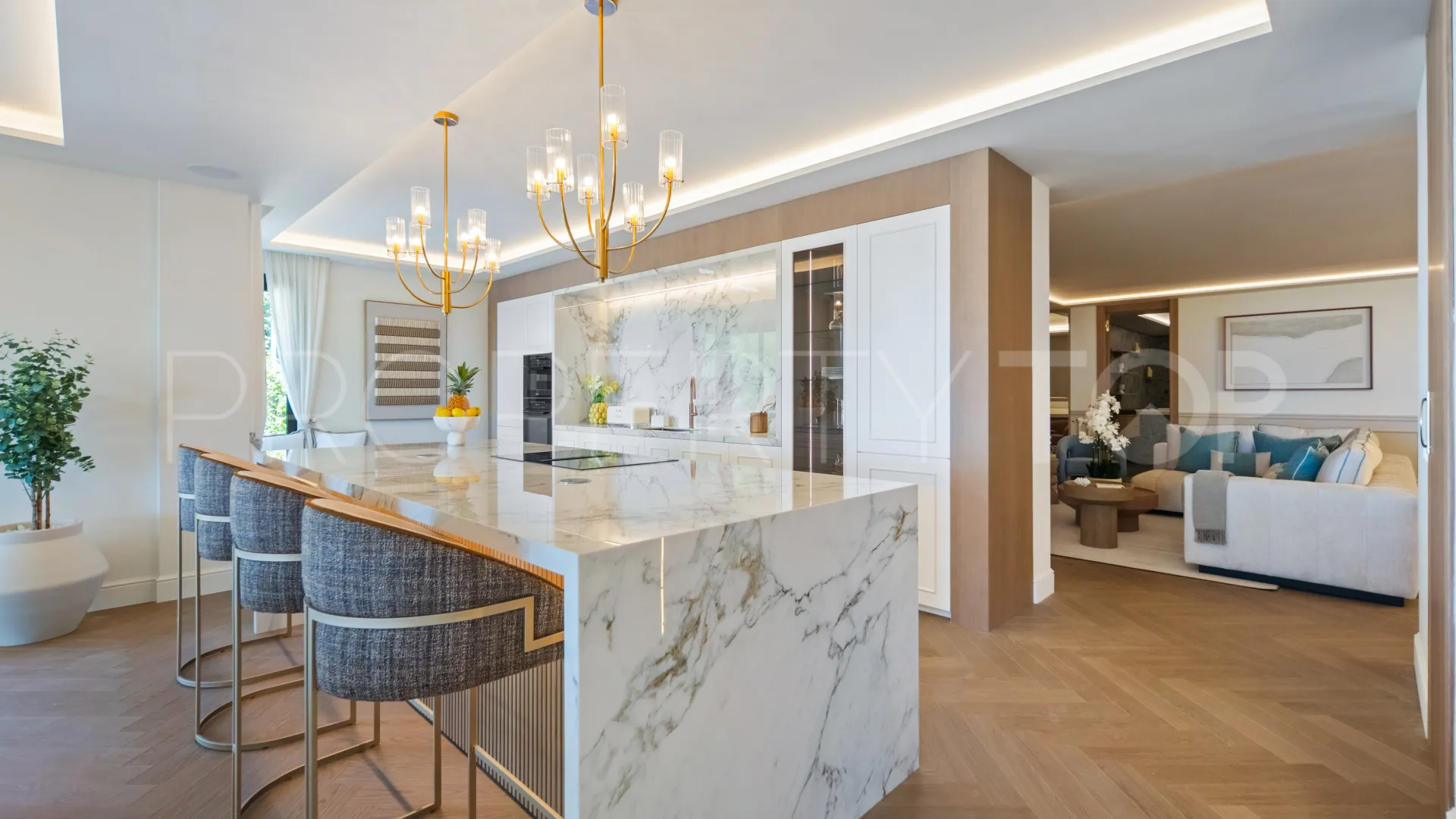 Los Arrayanes 5 bedrooms penthouse for sale