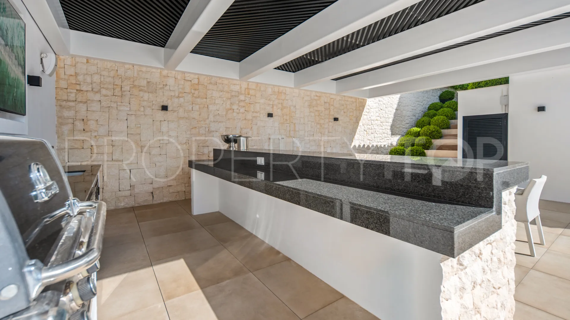 Villa for sale in Los Naranjos Hill Club