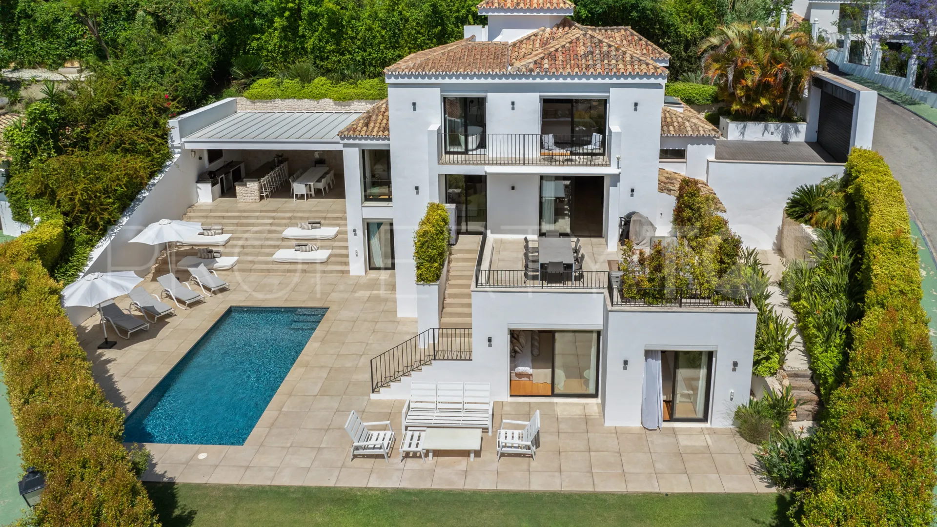Villa for sale in Los Naranjos Hill Club