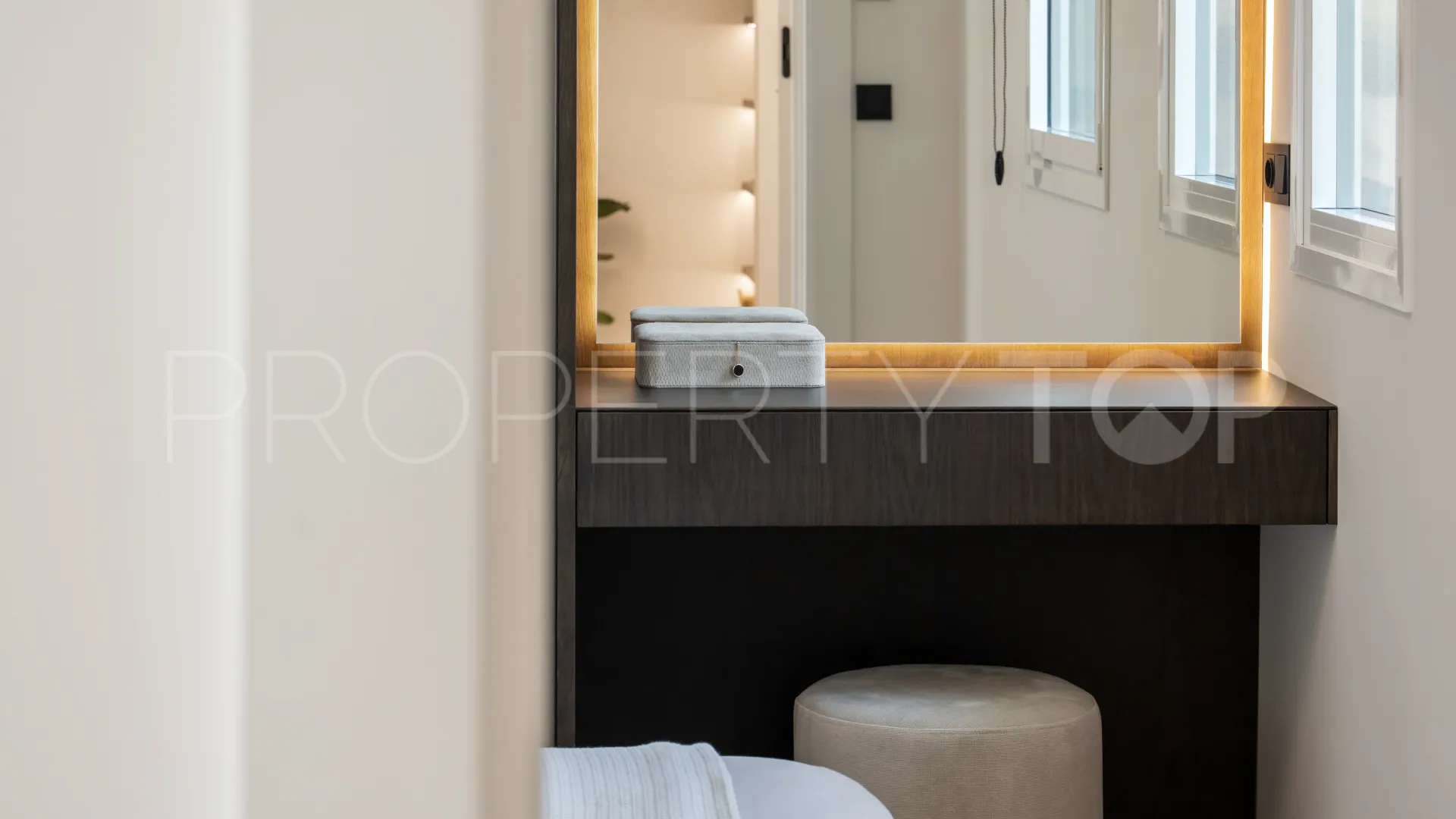 3 bedrooms Aloha Hill Club penthouse for sale