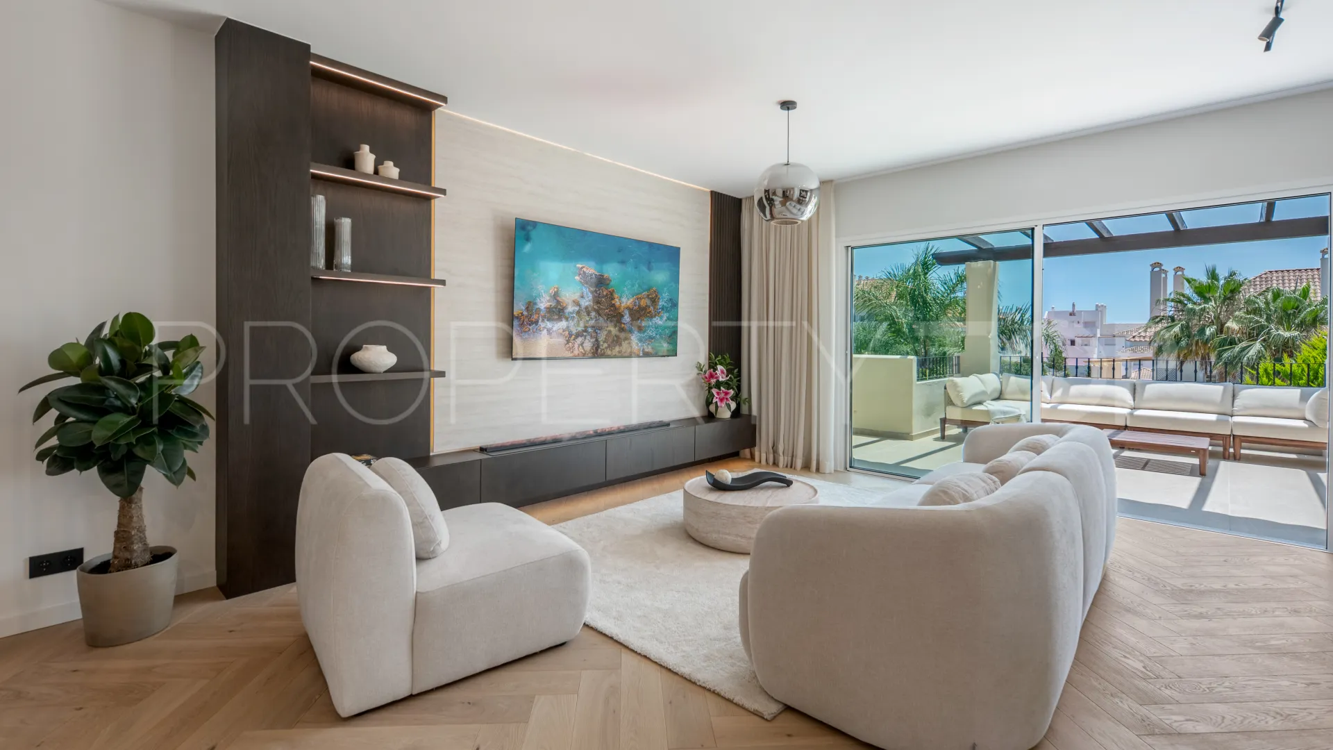 3 bedrooms Aloha Hill Club penthouse for sale