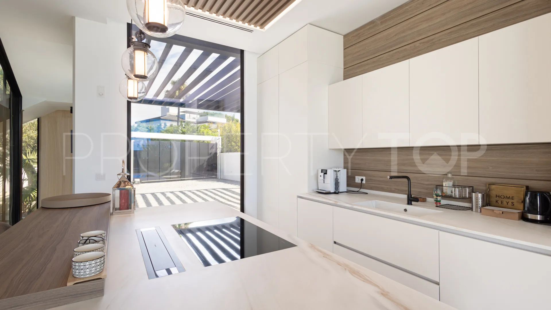 Villa con 3 dormitorios en venta en Cortijo Blanco