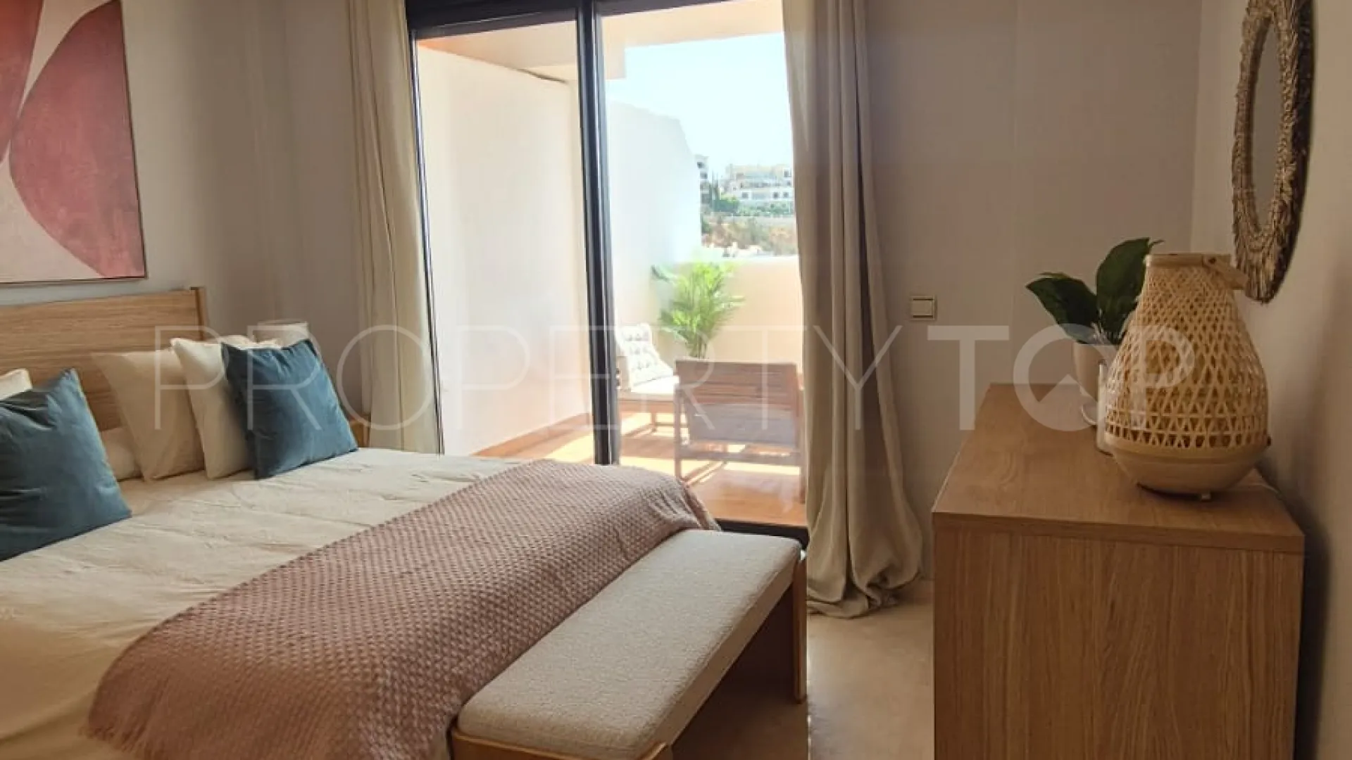 Se vende apartamento con 2 dormitorios en Doña Julia