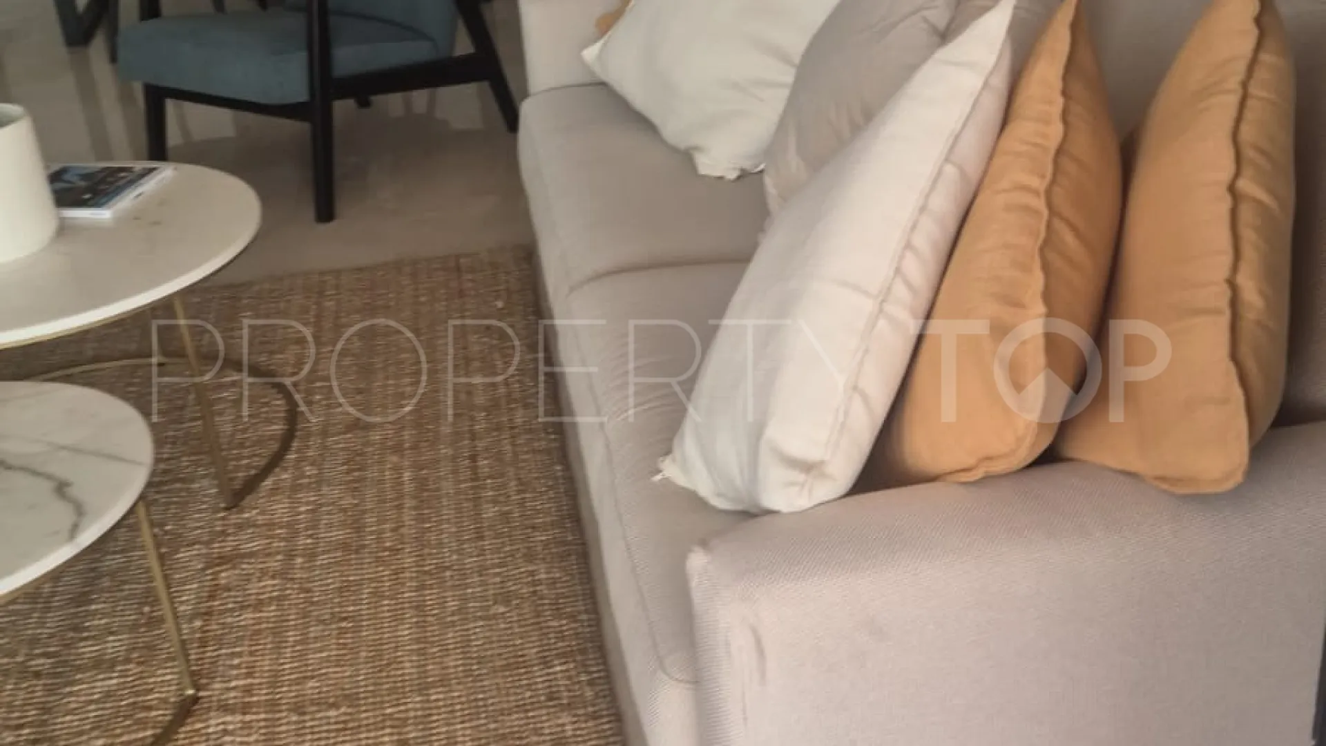 Se vende apartamento con 2 dormitorios en Doña Julia