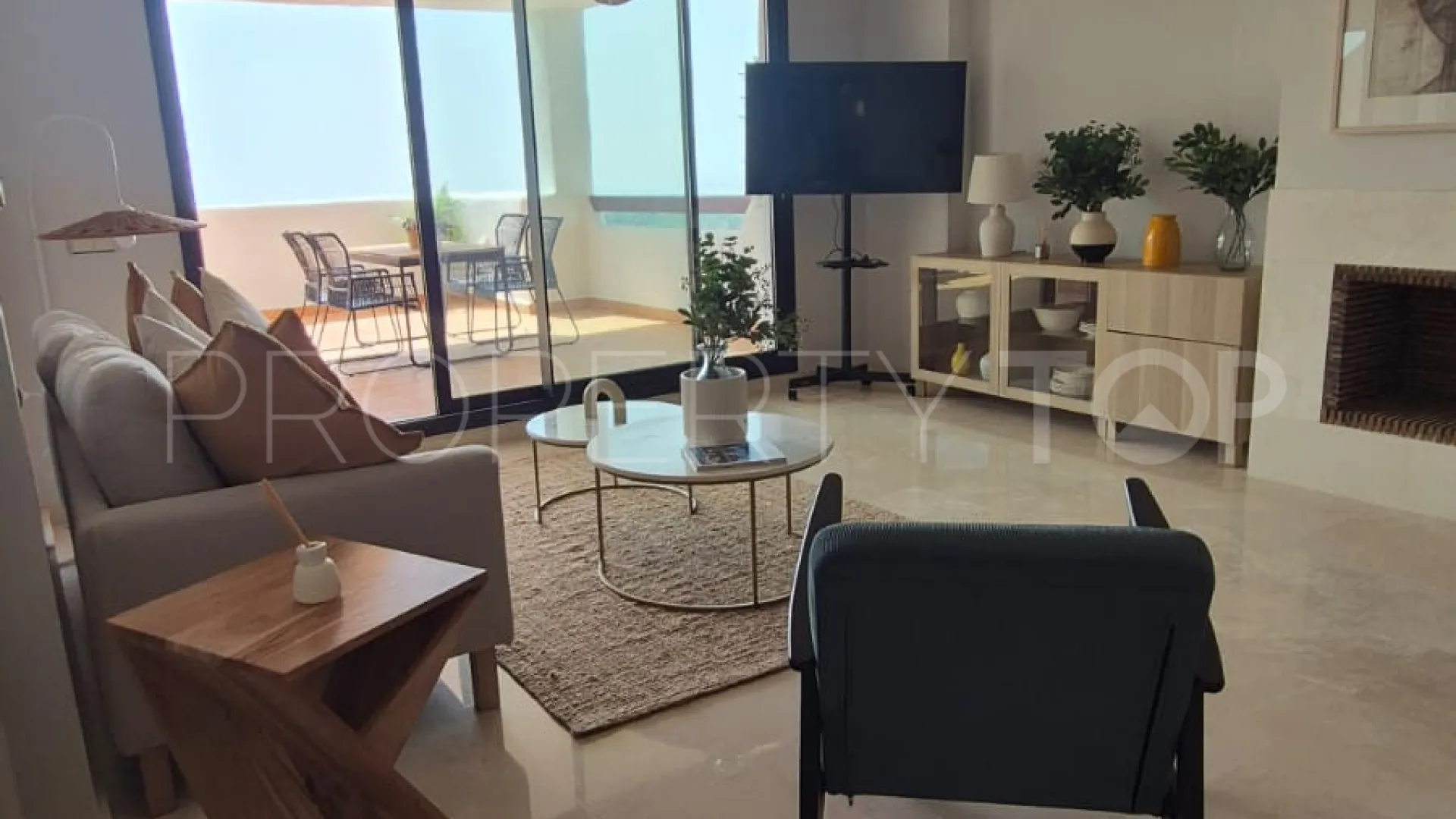 Se vende apartamento con 2 dormitorios en Doña Julia